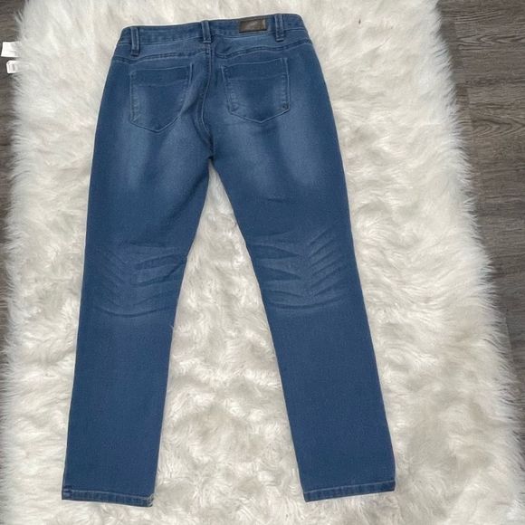 Kenneth cole reaction crop jeans size 2 - Picture 9 of 12